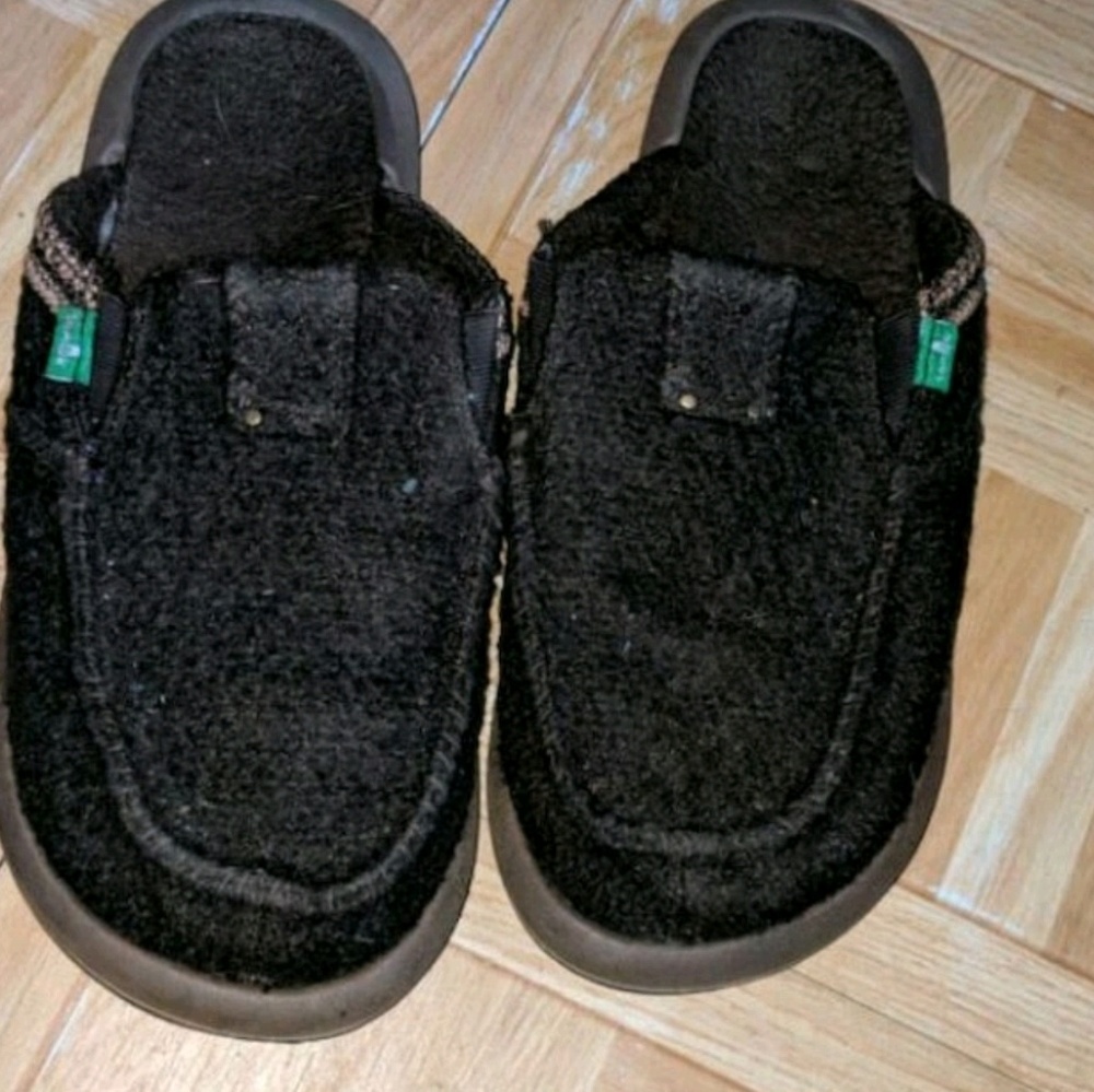 Men's sanuk shoes size 7